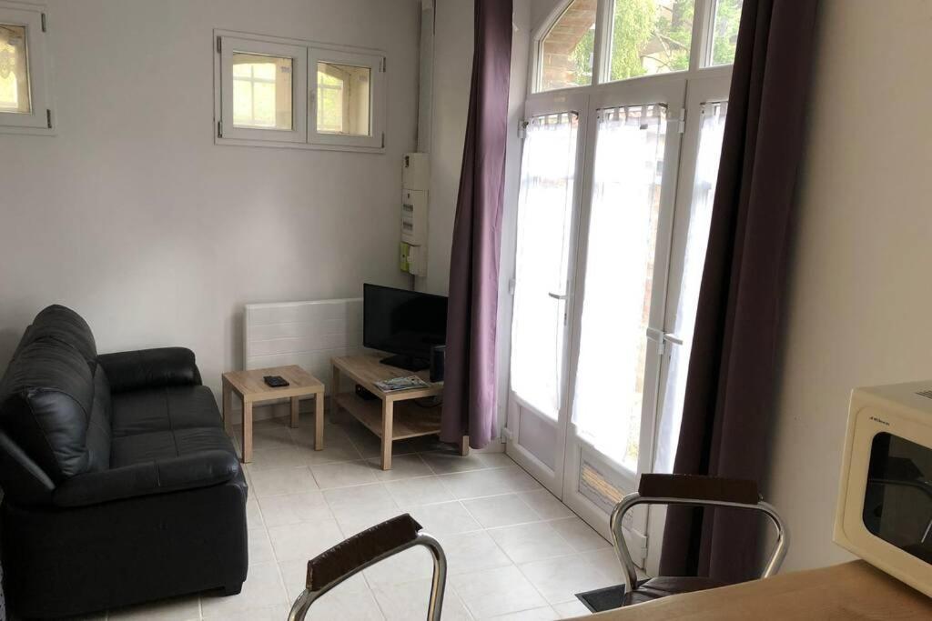Studio Sympathique Proche De La Gare Et L'Hopital Montereau-faut-Yonne Exteriér fotografie